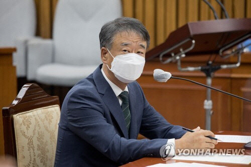 오석준 대법관 후보자가 지난 8월 29일 국회에서 열린 인사청문회에서 의원들의 질문에 답변하고 있다. [국회사진기자단=연합뉴스]